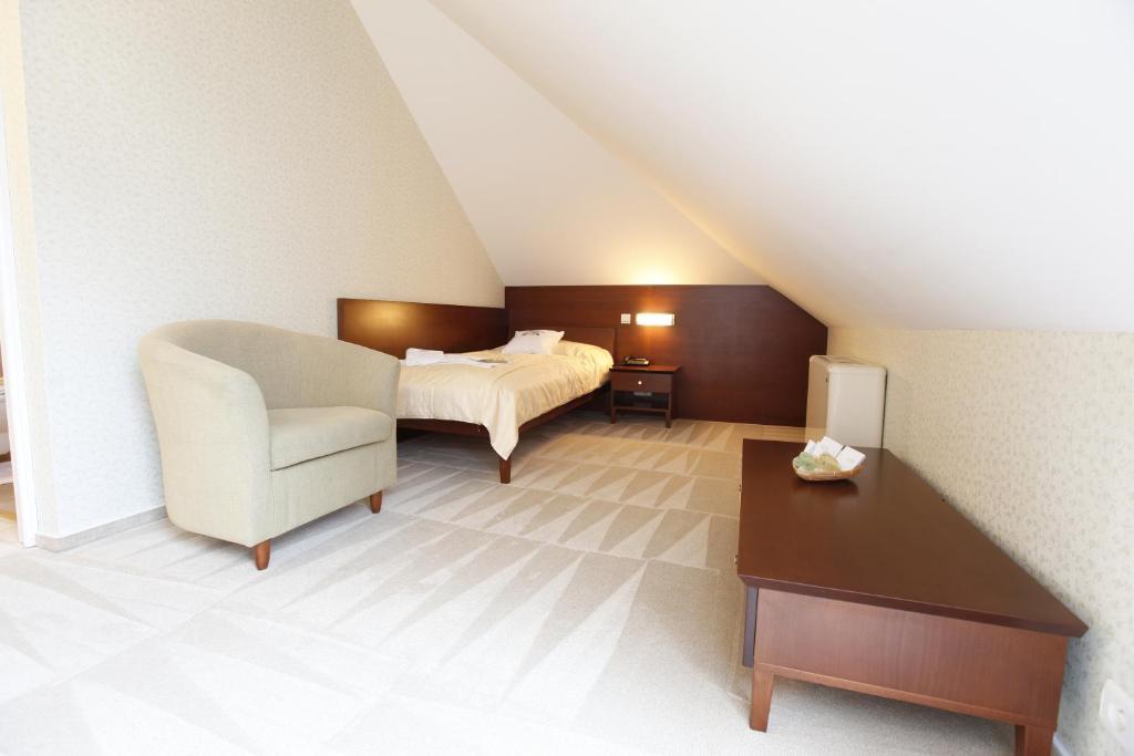 Hotel Sandor Pavillon Piest'any Oda fotoğraf