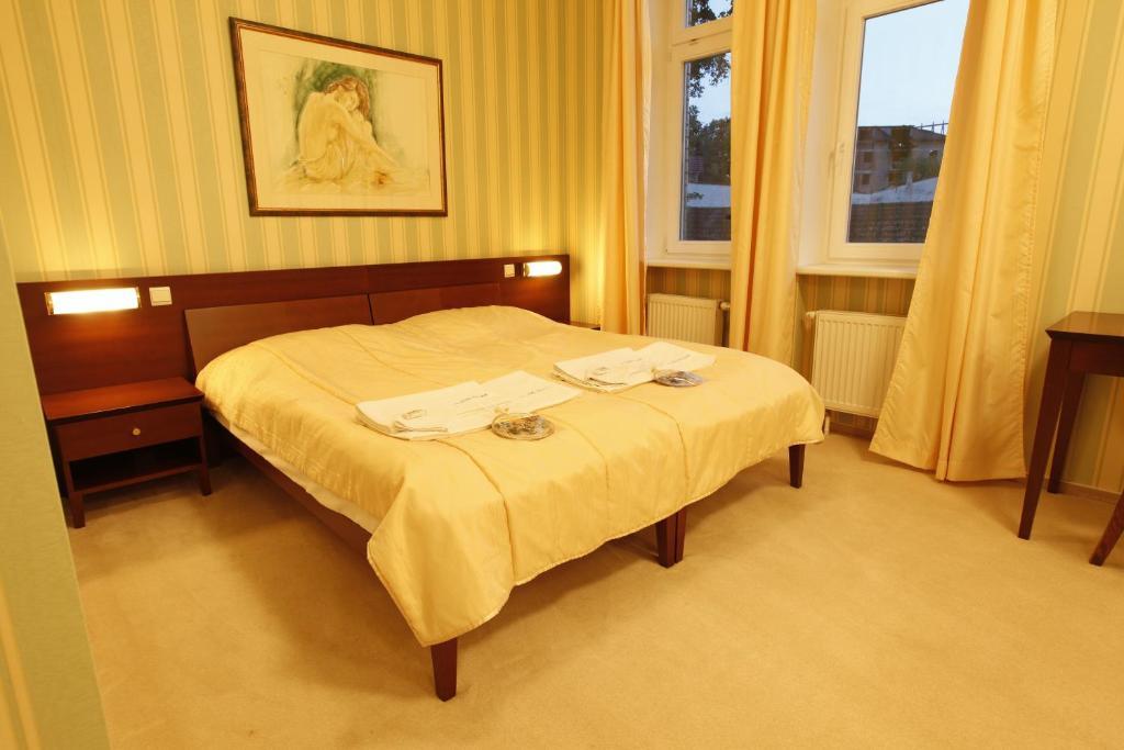Hotel Sandor Pavillon Piest'any Dış mekan fotoğraf